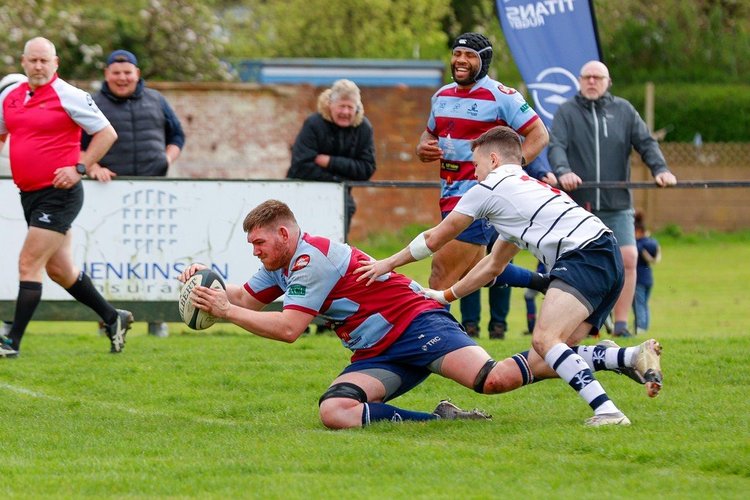 titans-67-preston-grasshoppers-20